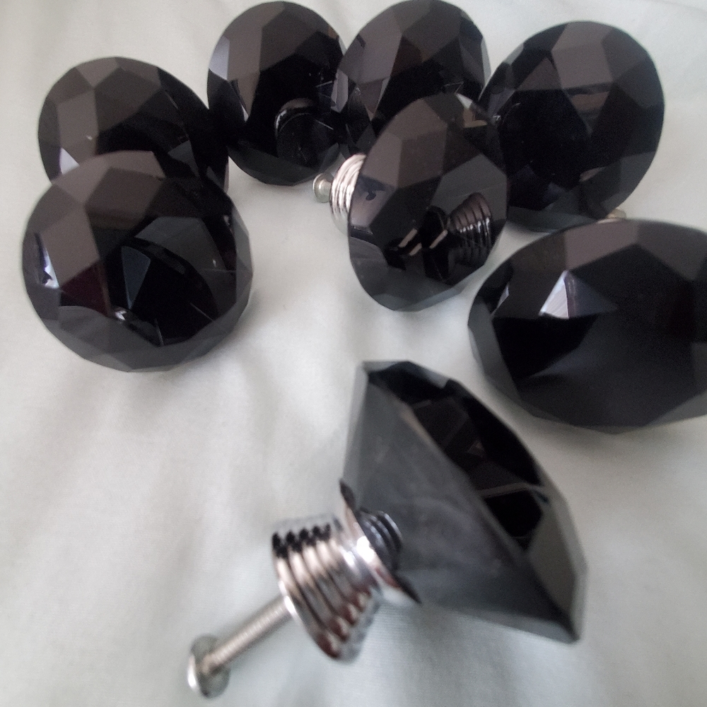 Cabinet knobs - Picture 3 of 8